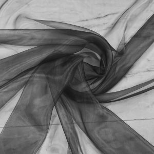 Organza, must